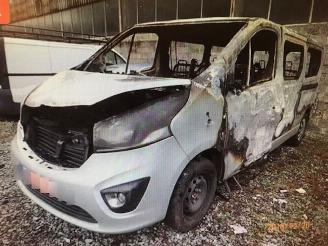 Salvage car Opel Vivaro 1600CC diesel 92KW euro6 2018/1