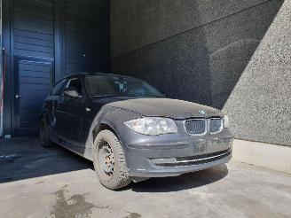 demontáž osobní automobily BMW 1-serie 1REEKS / E87 - 90KW - 2000CC - BENZINE 2009/11