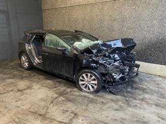Salvage car Seat Leon Leon (5FB) Hatchback 2012 1.2 TSI Ecomotive 16V Hatchback  Benzine 1.197cc 81kW 2018/6
