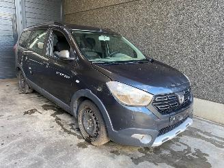 Uttjänta bilar auto Dacia Lodgy Lodgy (JS) MPV 1.2 TCE 16V MPV  Benzine 1.198cc 85kW (116pk) FWD 2018/2