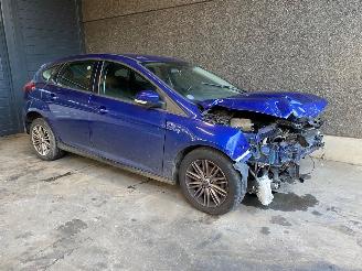 Salvage car Ford Focus Focus III Wagon Combi 2010 / 2018 1.0 Ti-VCT EcoBoost 12V 100 Combi/o  Benzine 998cc 74kW (101pk) FWD 2016/11