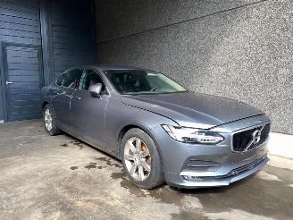 Uttjänta bilar auto Volvo S-90 II Sedan 2016 2.0 D3 16V Sedan 4Dr Diesel 1.969cc 110kW (150pk) FWD 2017/8