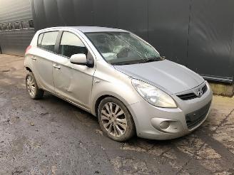 Uttjänta bilar auto Hyundai I-20 Hatchback 2008 / 2015 1.4i 16V Hatchback  Benzine 1.396cc 74kW (101pk) FWD 2009/3