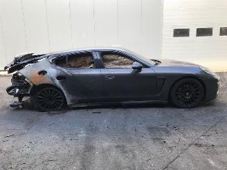 disassembly passenger cars Porsche Panamera (970) Hatchback 2009 / 2016 3.0 D V6 24V Hatchback  Diesel 2.967cc 221kW (300pk) RWD 2014/5