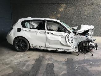 BMW 1-serie (F20) Hatchback 5-drs 2010 / 2019 118i 1.5 TwinPower 12V Hatchback 4Dr Benzine 1.499cc 100kW picture 2