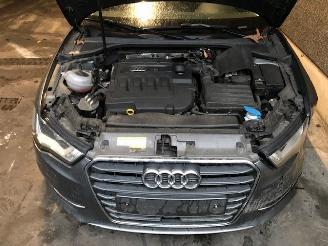 Audi A3 (8VA/8VF) Hatchback 5-drs 2012 / 2020 1.6 TDI Ultra 16V Hatchback 4Dr Diesel 1 598cc 81kW (110pk) FWD picture 9