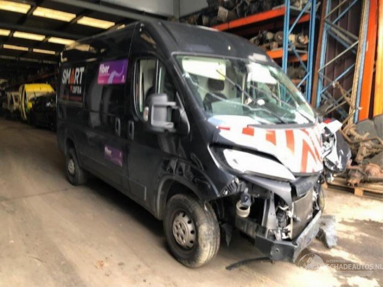 Peugeot Boxer Boxer (U9), Bus, 2006 2.2 Blue HDi 140