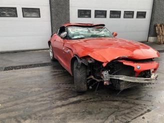 Vrakbiler auto BMW Z4 Z4 Roadster (E89), Cabrio, 2009 / 2016 sDrive 18i 2.0 16V 2013/6