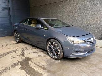 Vrakbiler auto Opel Cascada  2013/9