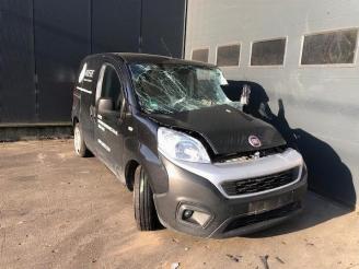 Vrakbiler auto Fiat Fiorino  2017/8