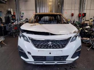 Vrakbiler auto Peugeot 5008 5008 II (M4/MC/MJ/MR), MPV, 2016 1.6 BlueHDi 115 2017/10