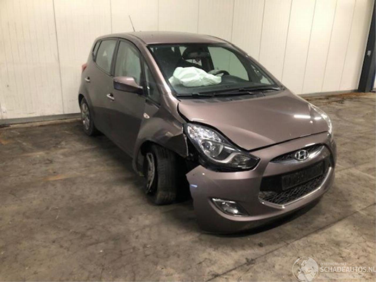 Hyundai Ix20 iX20 (JC), SUV, 2010 / 2019 1.4 CRDi 16V