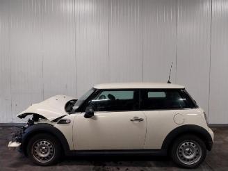 Mini One Mini (R56), Hatchback, 2006 / 2013 1.6 16V One picture 3