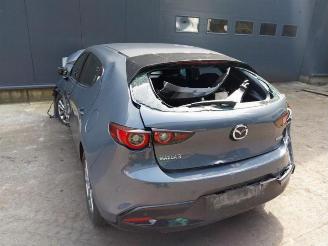 Coche siniestrado Mazda 3 3 Sport (BP), Hatchback, 2018 2.0 SkyActiv-G 122 Mild Hybrid 16V 2023/3