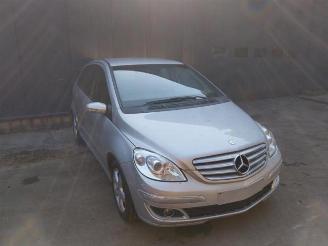 Auto da rottamare Mercedes B-klasse B (W245,242), Hatchback, 2005 / 2011 2.0 B-180 CDI 16V 2007/5