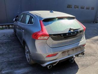 Coche siniestrado Volvo V-40 V40 (MV), Hatchback 5-drs, 2012 / 2019 2.0 D2 16V 2016/2