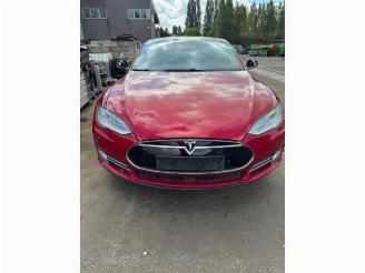 Uttjänta bilar auto Tesla Model S Model S, Liftback, 2012 85D 2015