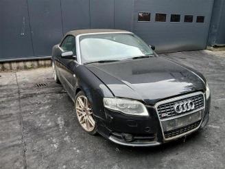 Vrakbiler auto Audi A4 A4 Cabrio (B7), Cabrio, 2006 / 2009 2.0 TDI 2008/10