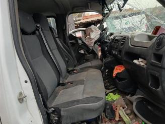 Renault Master Master III (EV/HV/UV/VA/VB/VD/VF/VG/VJ), Chassis-Cabine, 2010 2.3 dCi 150 16V FWD picture 11