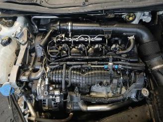 Volvo V-40 V40 (MV), Hatchback 5-drs, 2012 / 2019 2.0 D2 16V picture 17