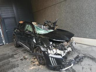 Vrakbiler auto Peugeot 2008 2008 (UD/UK/UR/US/UX), MPV, 2019 1.2 VTi 12V PureTech 130 2024/6