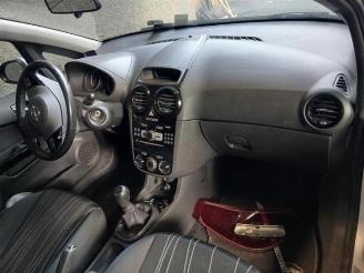 Opel Corsa Corsa D, Hatchback, 2006 / 2014 1.2 16V picture 12