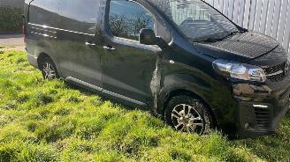 Opel Vivaro  picture 16