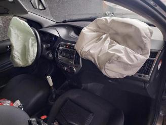 Hyundai I-20 i20, Hatchback, 2008 / 2015 1.2i 16V picture 17