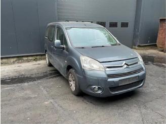 Voiture accidenté Citroën Berlingo Berlingo Cinqspace, Multispace, MPV, 2008 / 2021 1.6 Hdi 75 Phase 2 2011/12
