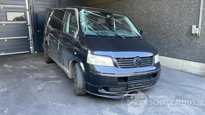 Volkswagen Transporter Transporter T5, Van, 2003 / 2015 1.9 TDi