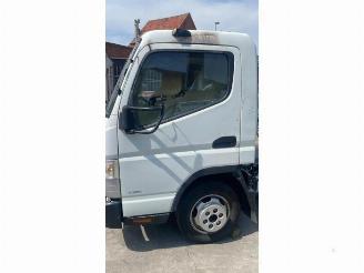 Mitsubishi Canter  picture 3