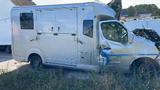 Renault Master Master III (EV/HV/UV/VA/VB/VD/VF/VG/VJ), Chassis-Cabine, 2010 2.3 dCi 165 16V FWD picture 7