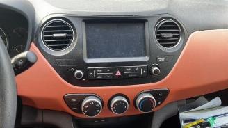 Hyundai I-10 i10 (B5), Hatchback, 2013 / 2019 1.0 12V picture 12