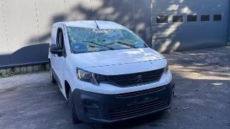 Vrakbiler auto Peugeot Partner Partner (EA//EF/EN/EU), Van, 2018 1.5 BlueHDi 130 2019/2