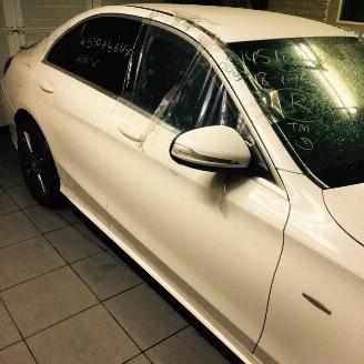 krockskadad bil auto Mercedes C-klasse W205   2200 diesel 2015/1