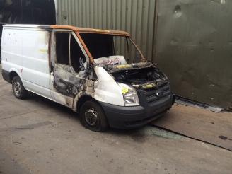 Salvage car Ford Transit 2200 diesel 2013/1