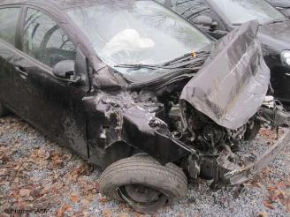 Uttjänta bilar auto Mazda 2 1400 benzine 2009/1