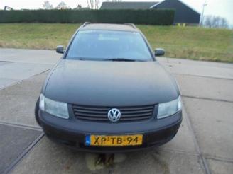 Autoverwertung Volkswagen Passat Passat Variant (3B5), Combi, 1997 / 2000 2.3 VR5 1999/1