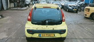 Peugeot 107  picture 3