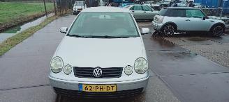 Unfallwagen Volkswagen Polo  2004/6