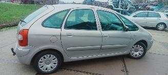 Citroën Xsara PICASSO picture 4