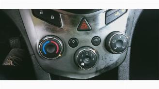 Chevrolet Aveo Aveo (300), Hatchback, 2006 / 2015 1.2 16V picture 5