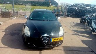 Damaged car Alfa Romeo Giulietta  2010/11