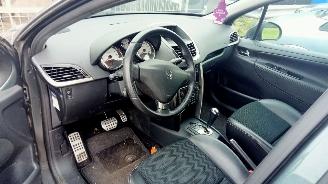 Peugeot 207  picture 11