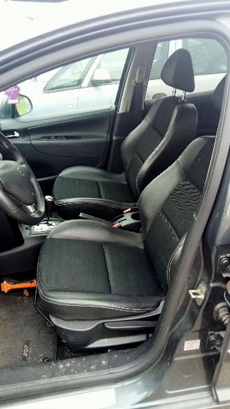 Peugeot 207  picture 10