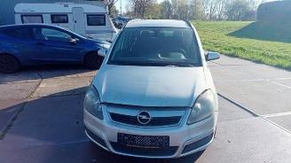 Uttjänta bilar auto Opel Zafira Zafira (M75), MPV, 2005 / 2015 1.9 CDTI 2005/10