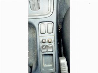 Volvo S-40 S40 (VS), Sedan, 1995 / 2004 2.0 16V picture 7