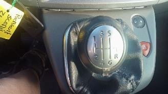 Renault   picture 6