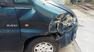 Hyundai H-200  picture 12