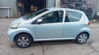 Toyota Aygo Aygo (B10), Hatchback, 2005 / 2014 1.0 12V VVT-i picture 2